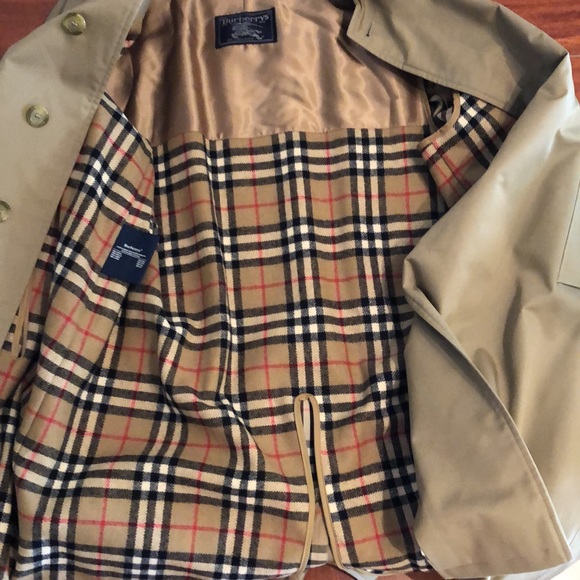 Vintage Burberry Men’s Trench Coat With Detachable Wool Lining - Picture 9 of 12